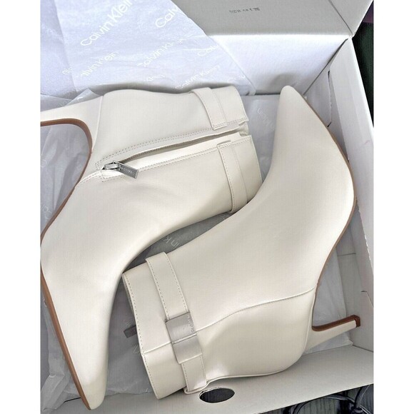 Calvin Klein Women's Pointed Toe Booties Sarity Faux Leather  Ivory size 9 M - Picture 9 of 9